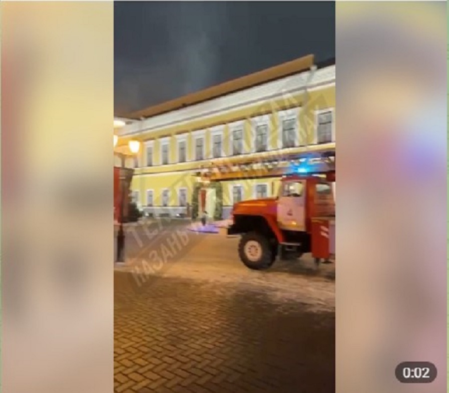 Задымление заметили  на территории Казанского кремля