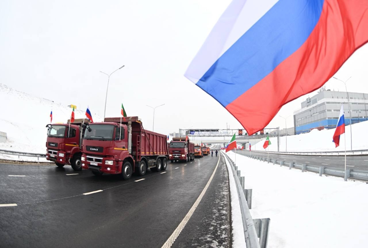 На Новый год казанцам подарили первую платную дорогу в черте города