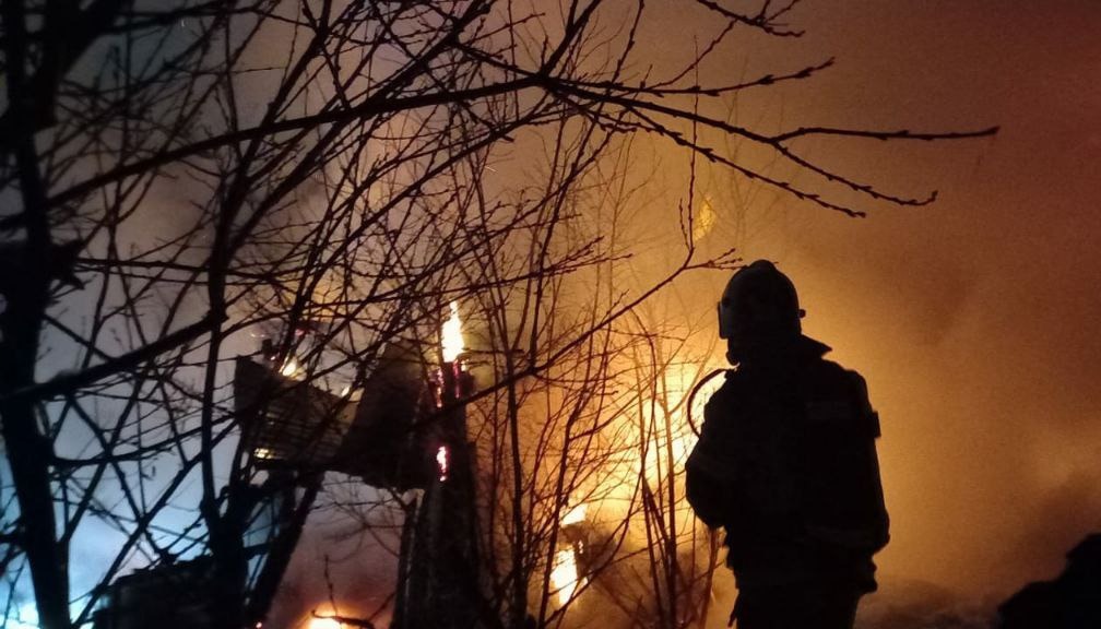 В МЧС призвали татарстанцев следить за печами после гибели мужчины в пожаре