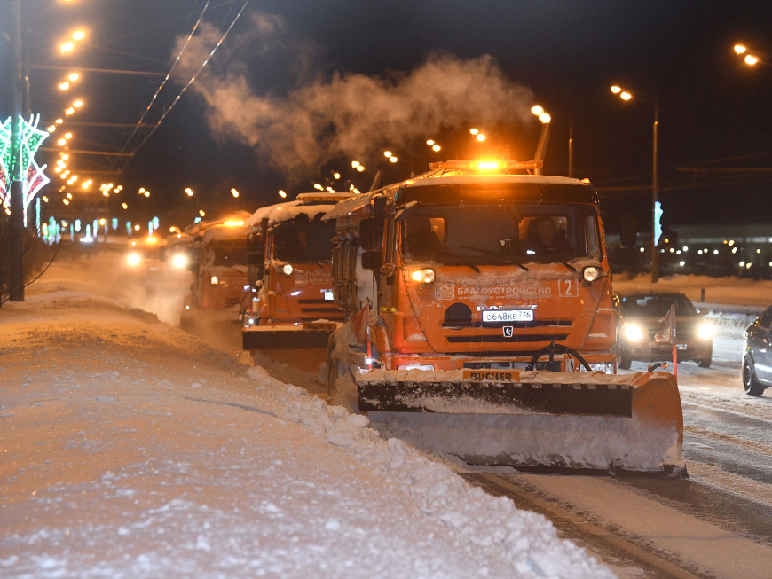 Казанцев предупредили о штрафах за оставление авто на дороге при уборке снега