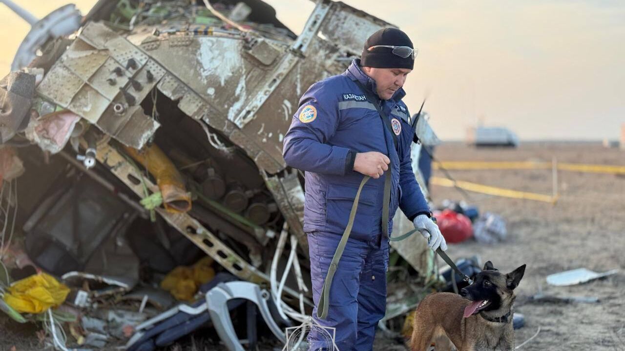 Песков заявил о содействии России в расследовании авиакатастрофы в Актау