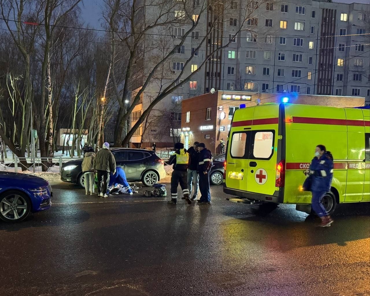 Госавтоинспекция расследует ДТП, в котором погибла пенсионерка на улице Серова