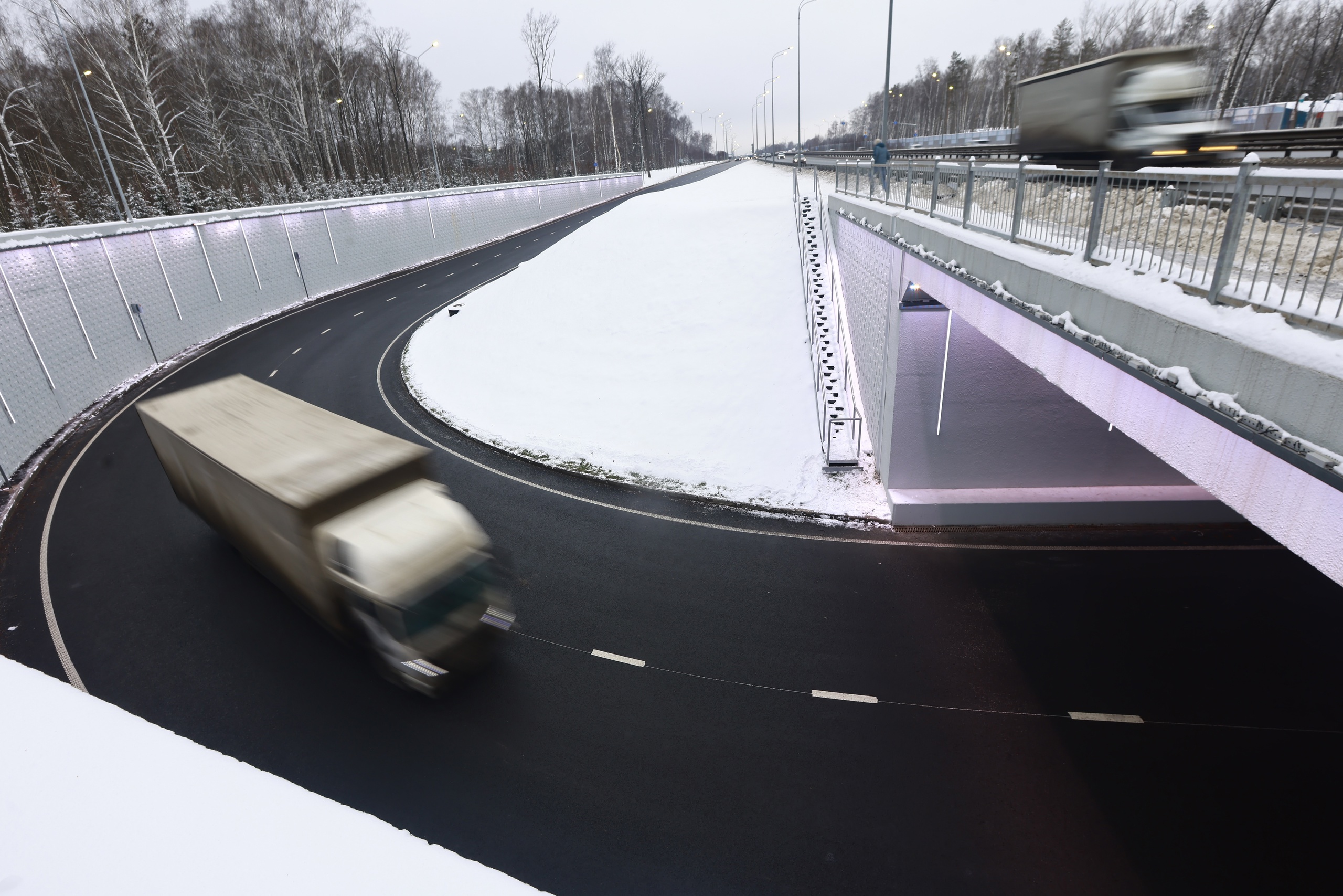 Казанцы пожаловались на недостаток дорожных знаков на Горьковском шоссе