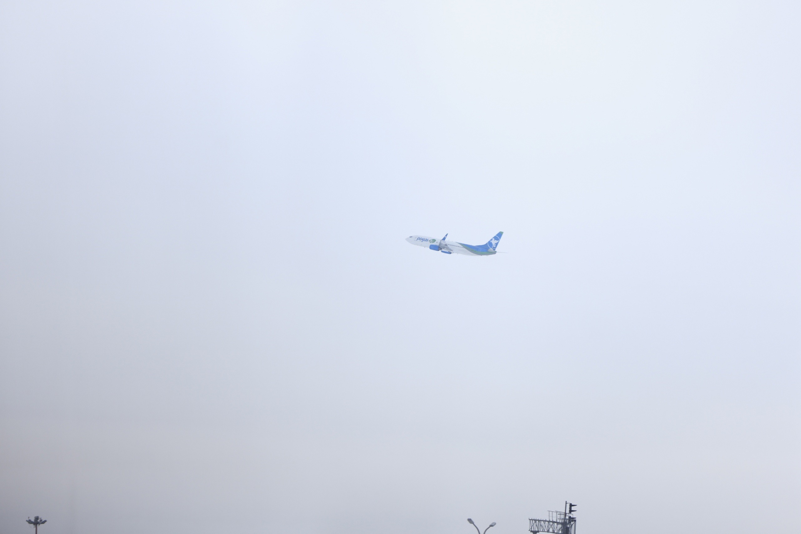 Аэропорт Нижнекамска ввел ограничения из-за опасности БПЛА