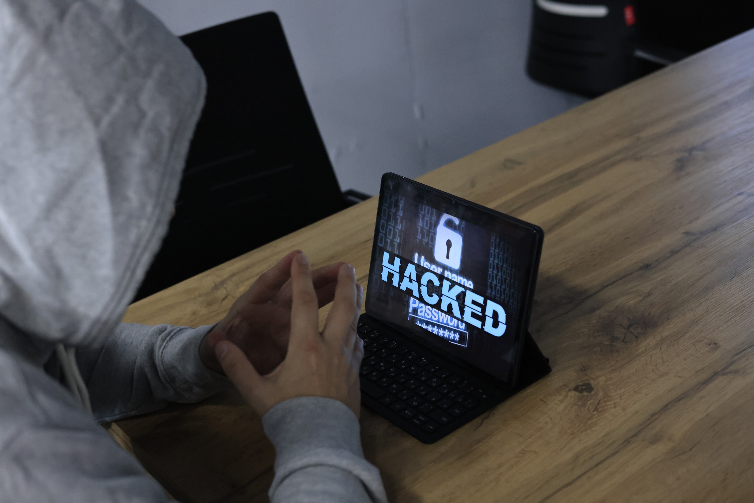 Женщина в Татарстане отдала мошенникам сбережения отца в 1,4 млн рублей