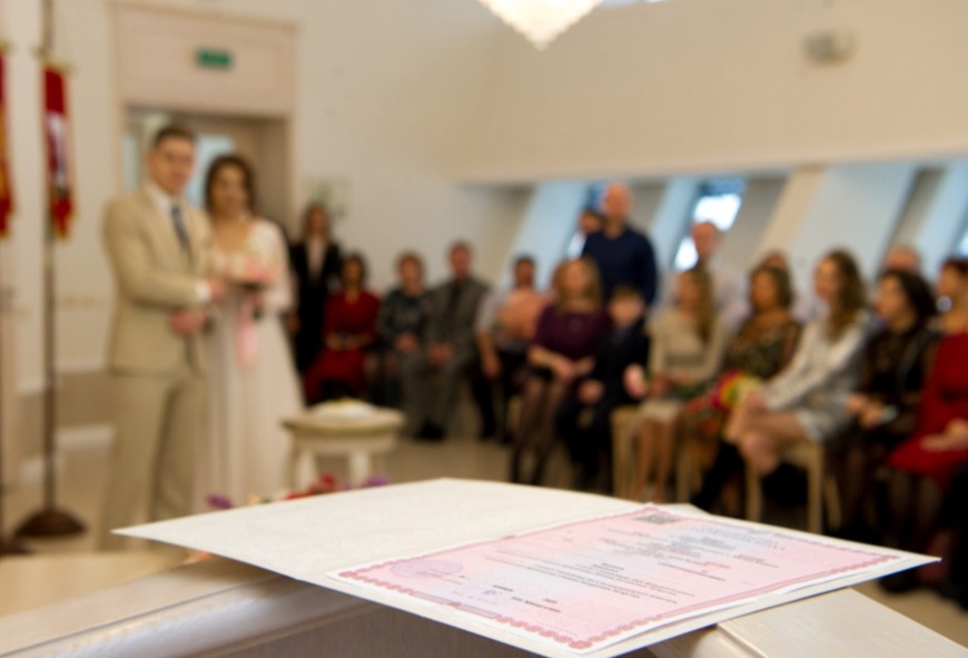 Татарстан лидирует среди субъектов ПФО по числу зарегистрированных браков