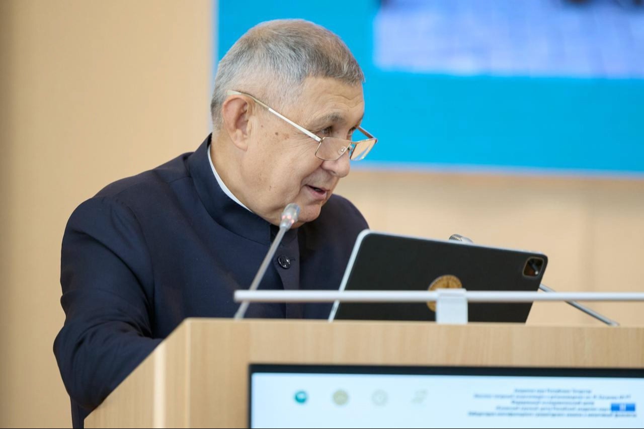 Рифкат Минниханов призвал оснастить подъезды домофонами, сообщающими о БПЛА