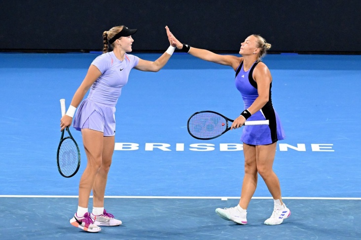 Теннисистки Андреева и Шнайдер покинул Australian Open