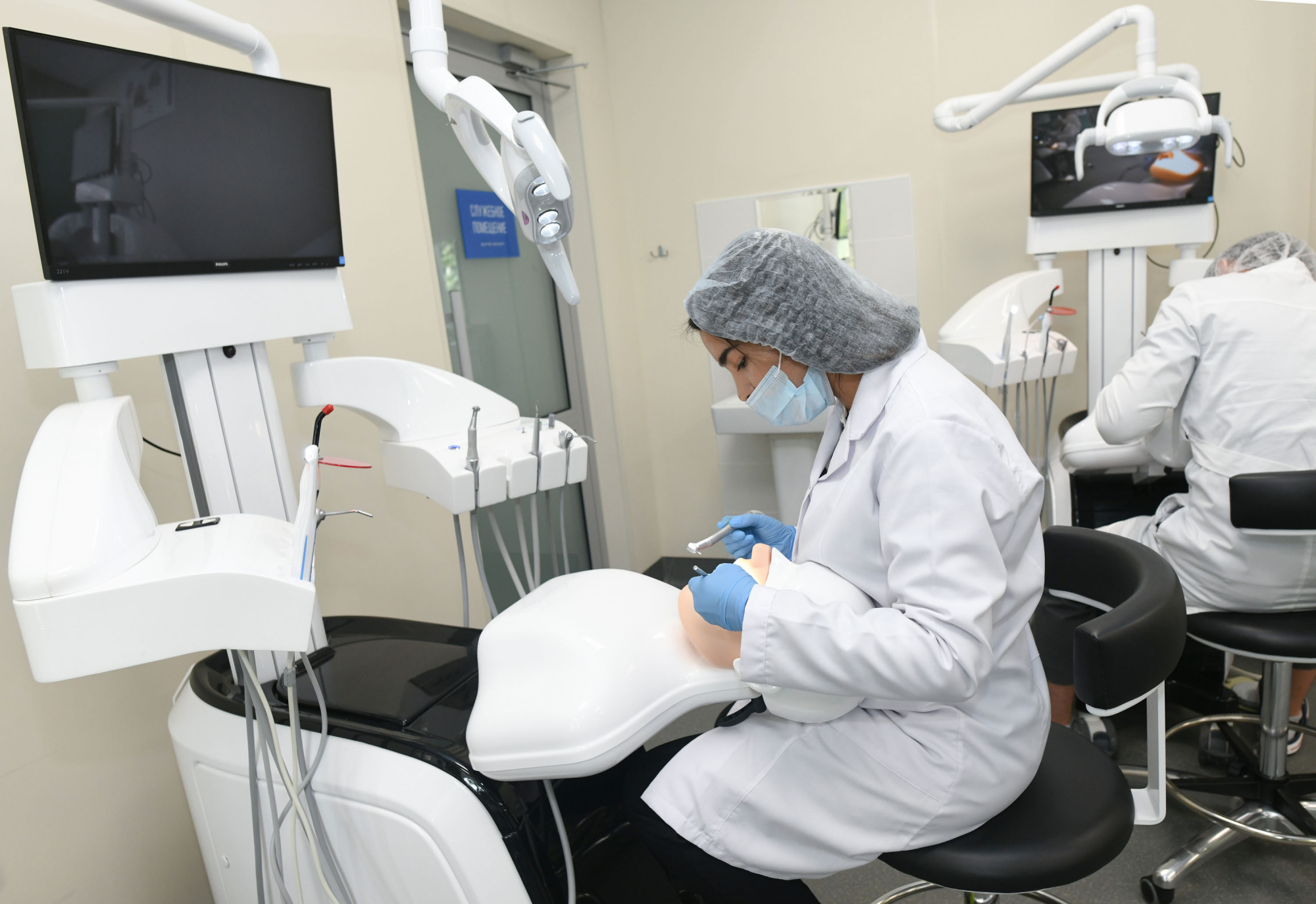 Эксперт Вепренцева заявила, что стоматологи портят пациентам зубы ради «лечения»