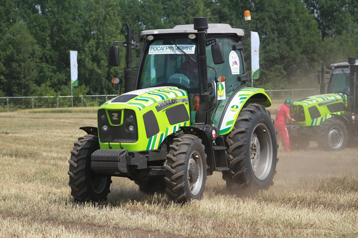 В Татарстане мужчина отдал 4 млн рублей мошеннику, желая дешево купить тракторы