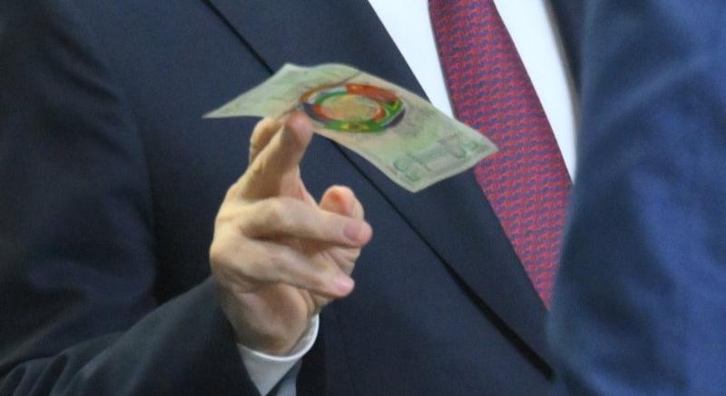 Песков после угроз Трампа заявил, что БРИКС не создает единую валюту