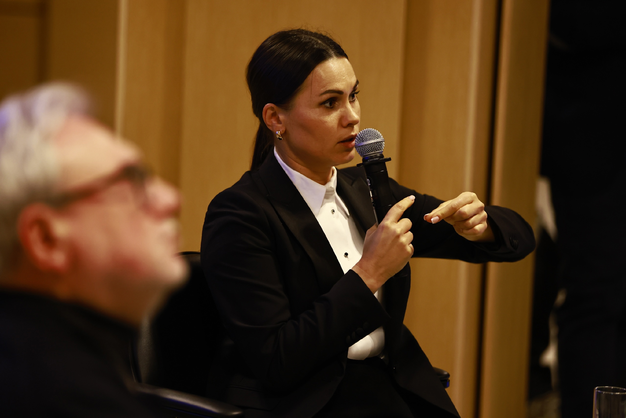 Стекла нового театра Камала выполняют функции солнцезащиты и теплосбережения