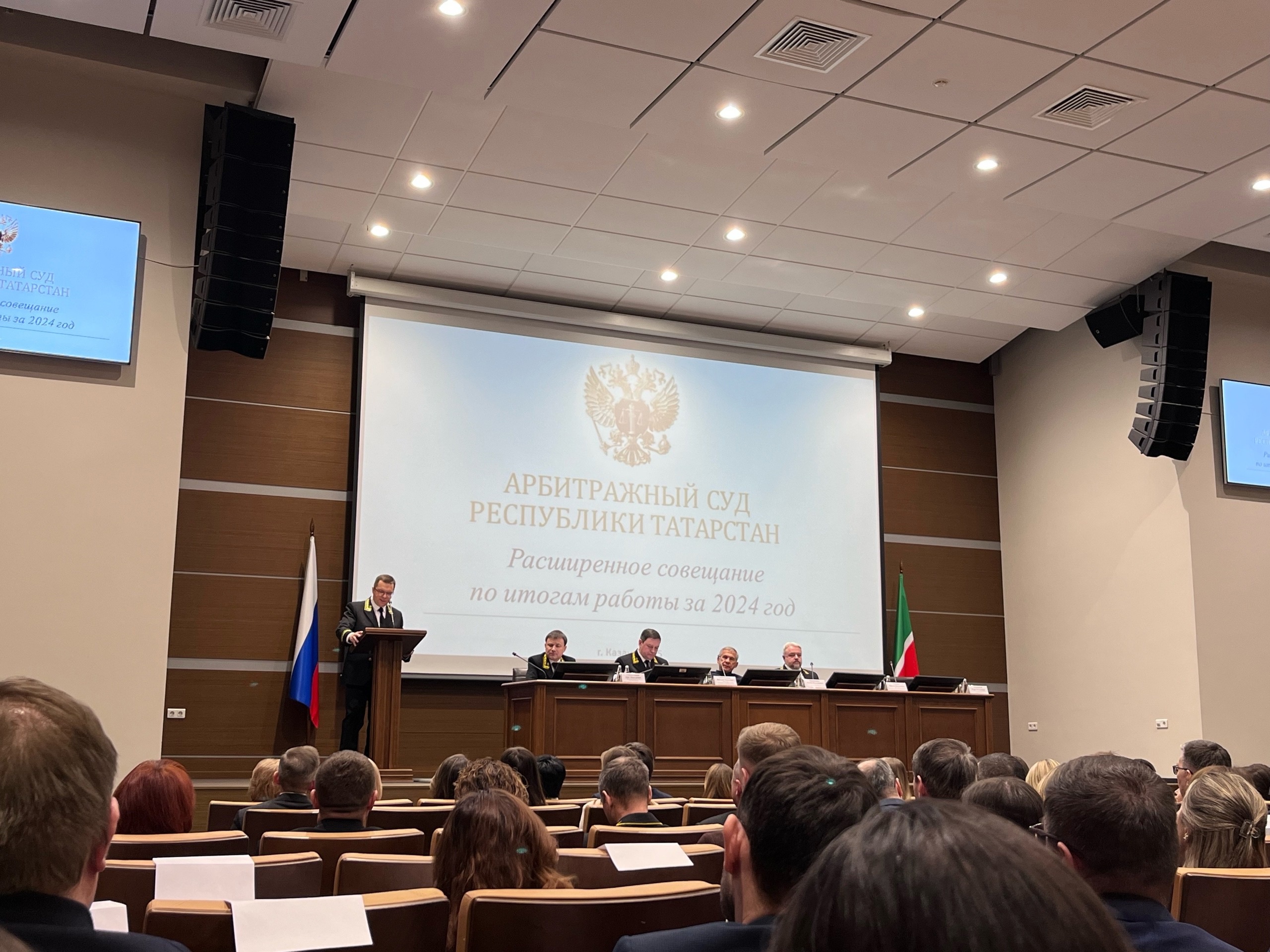 В месяц на одного судью Арбитражного суда Татарстана приходится 160 дел