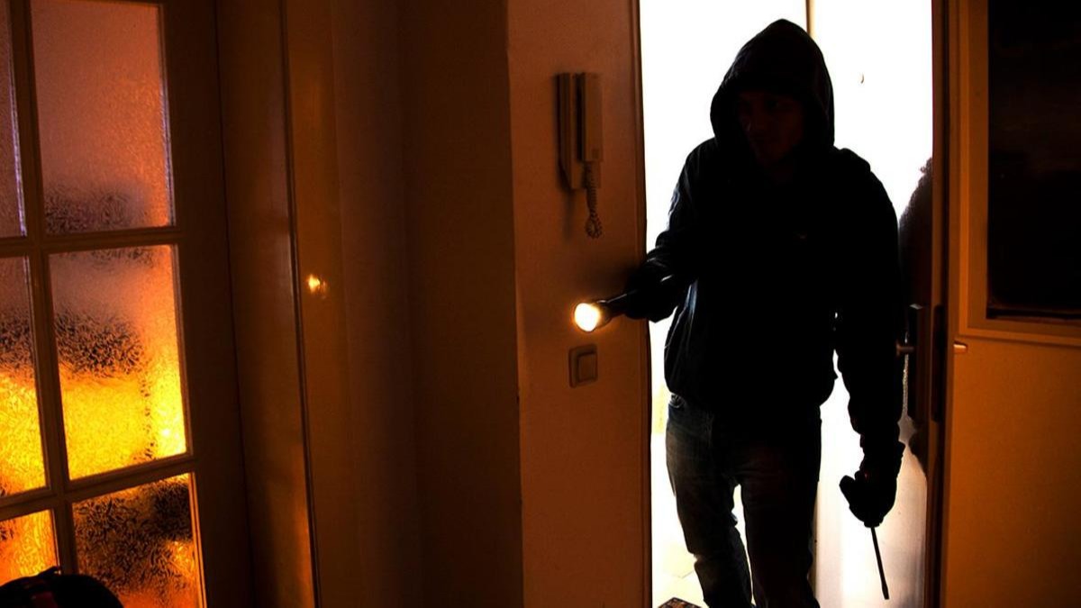 Самооборону при проникновении в дом хотят вывести из уголовно наказуемых деяний