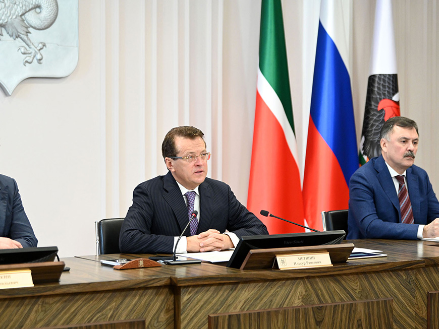 Метшин: «Посёлки - наша головная боль»