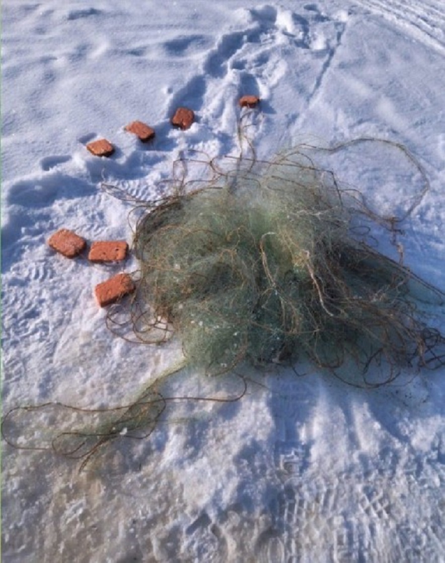 Возле поселка Васильево задержали рыбака с запрещенными орудиями лова