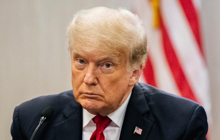 Трамп заявил о наличии у США «самого мощного оружия в мире»