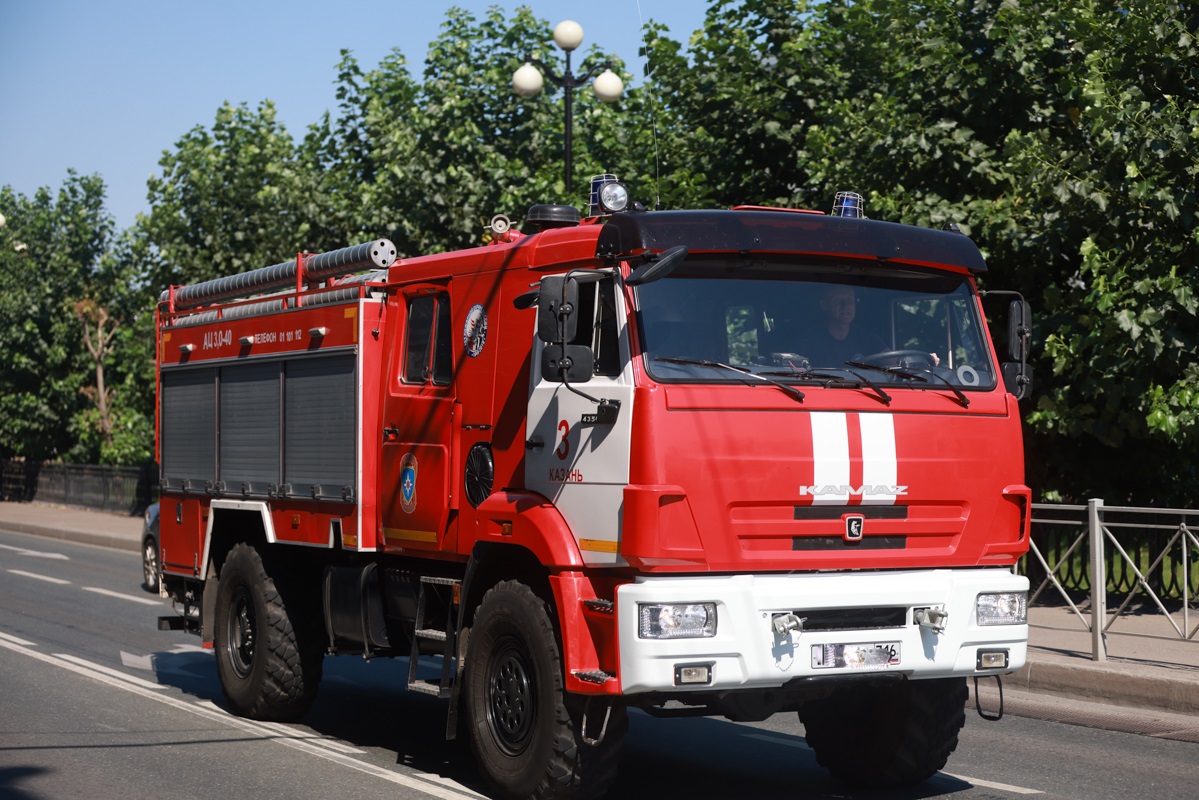 Во время пожара в Нижнекамске спасли двух детей и инвалида