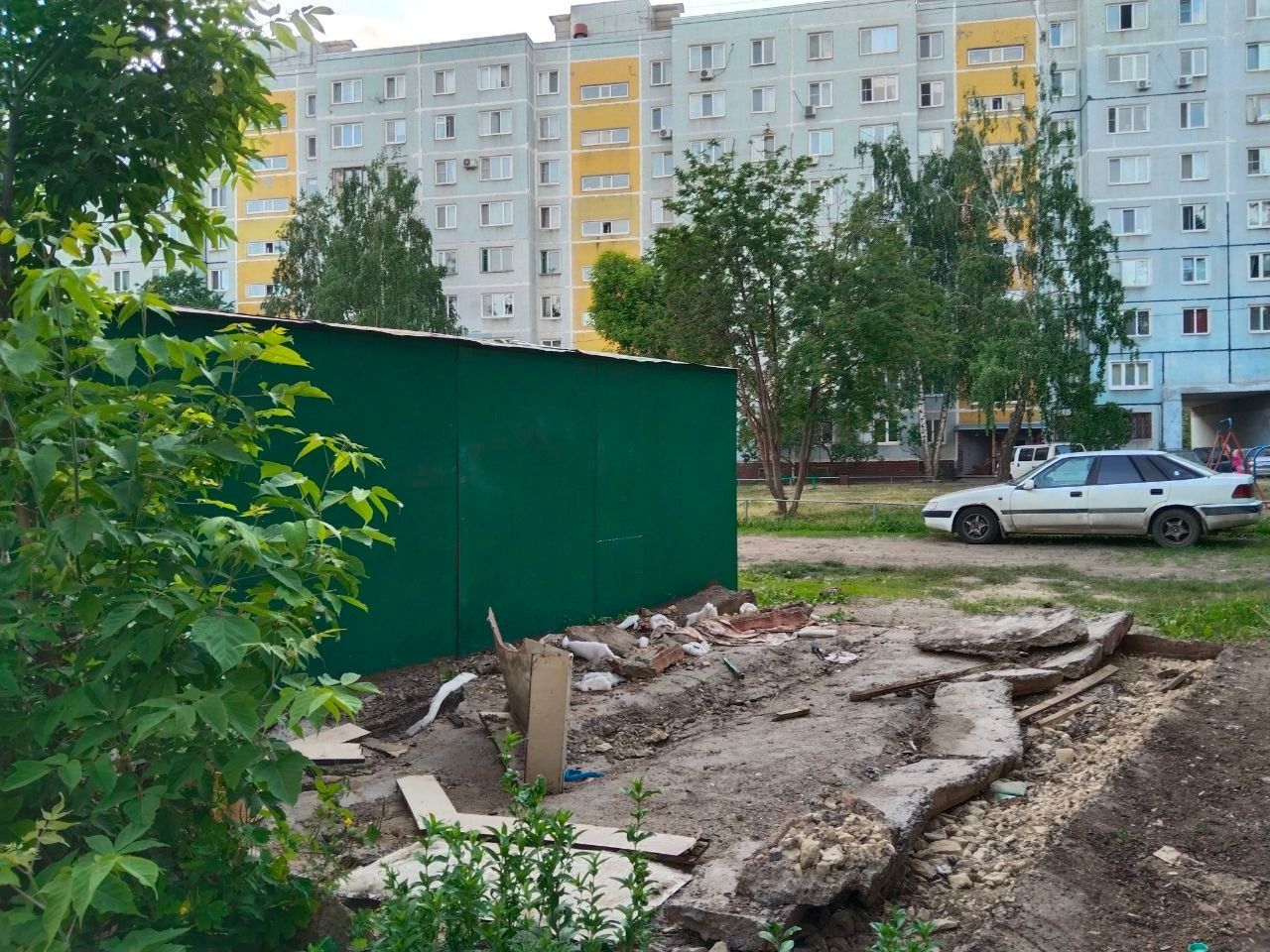 Минниханов потребовал строже следить за состоянием дворов в Татарстане
