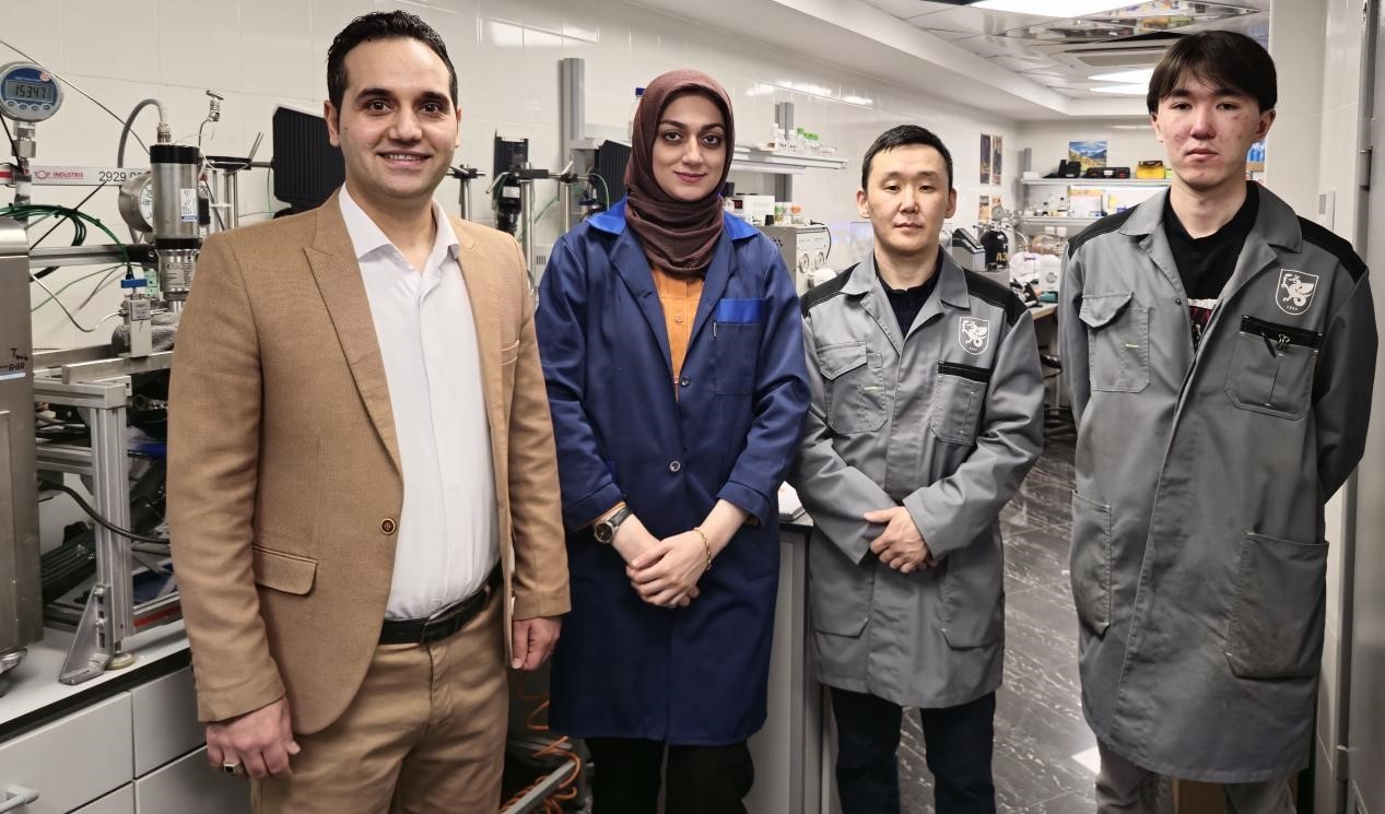 Казанские ученые разработали новое вещество для безопасного хранения метана