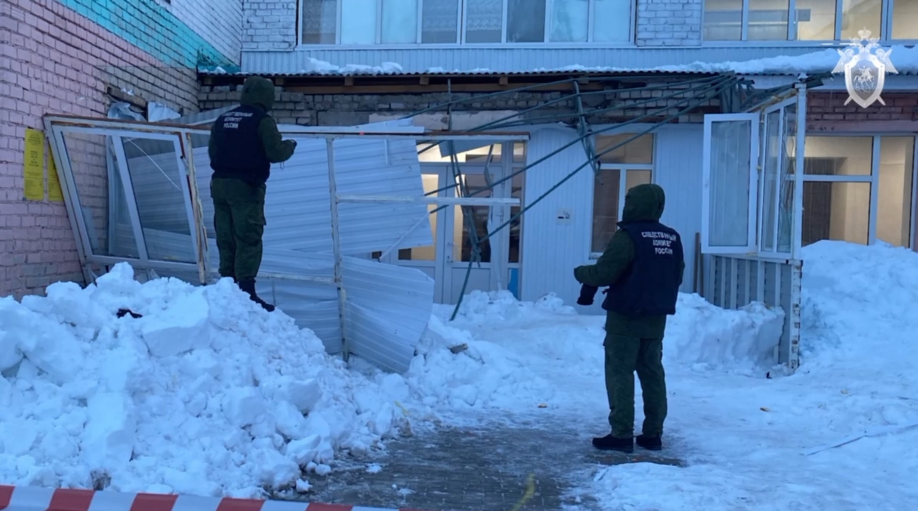 Бывшего директора школы в Татарстане, где снег упал на девочку, оштрафовали
