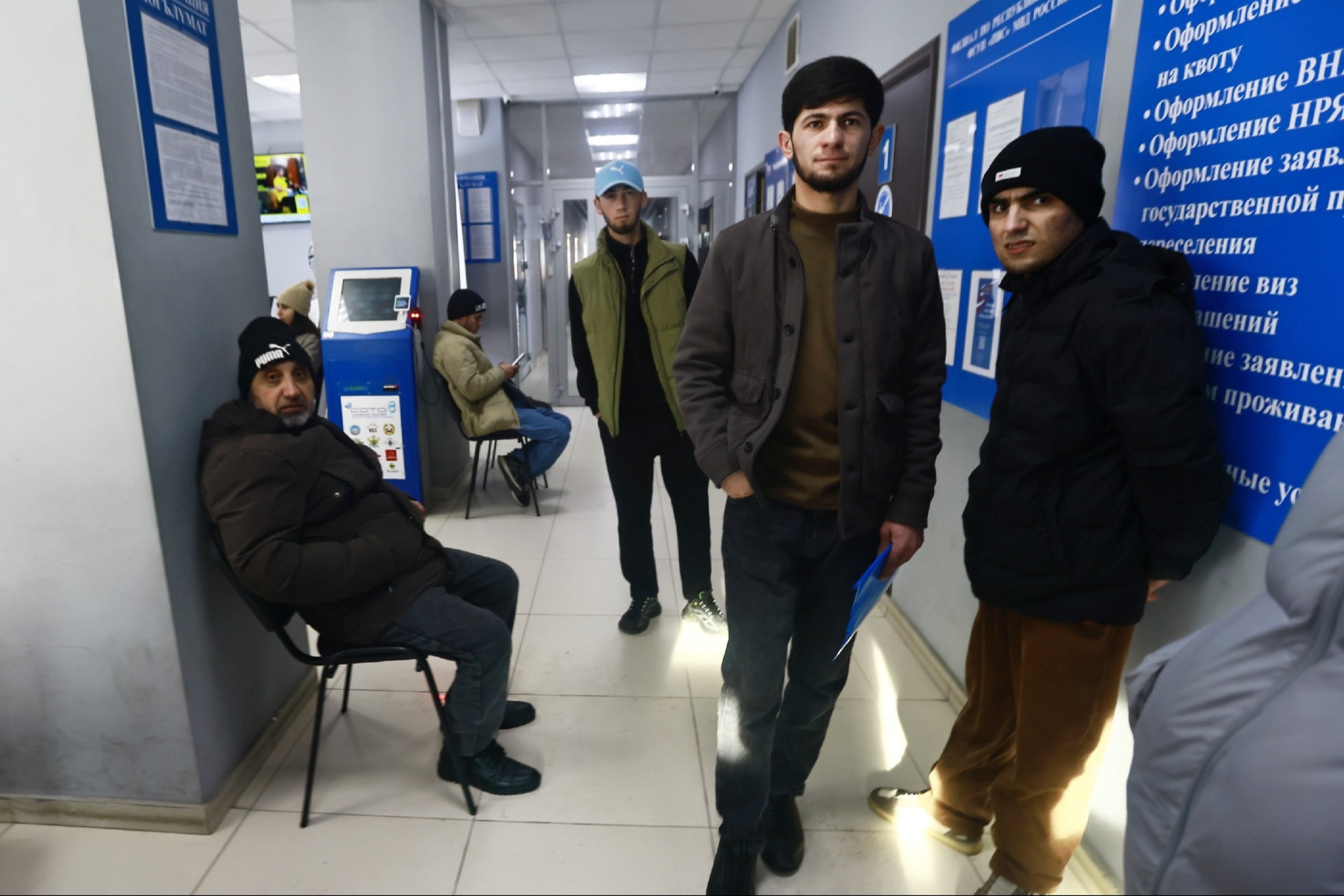 Мигранты стали уезжать на работу в Китай и Европу вместо России