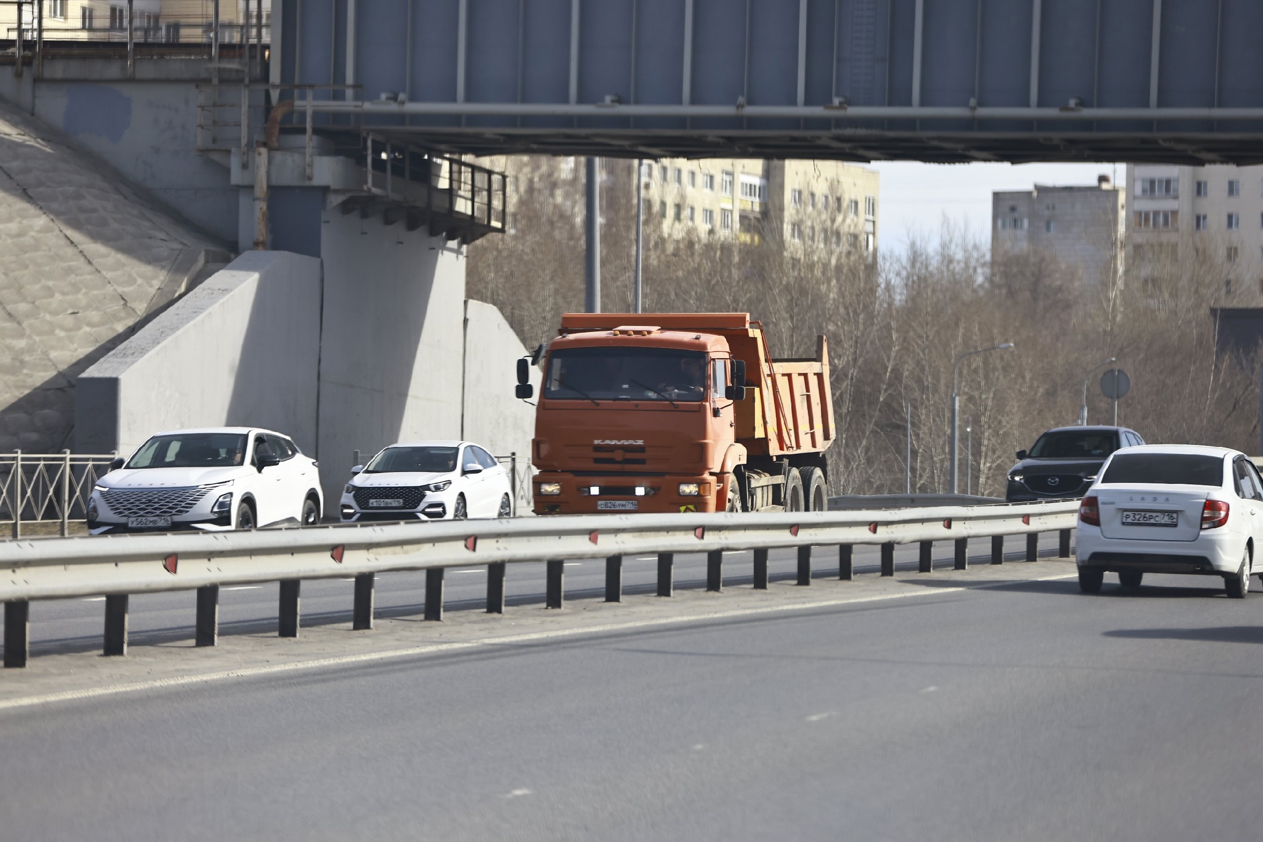 Почти 90 млн рублей направят на меры по безопасности движения в Татарстане