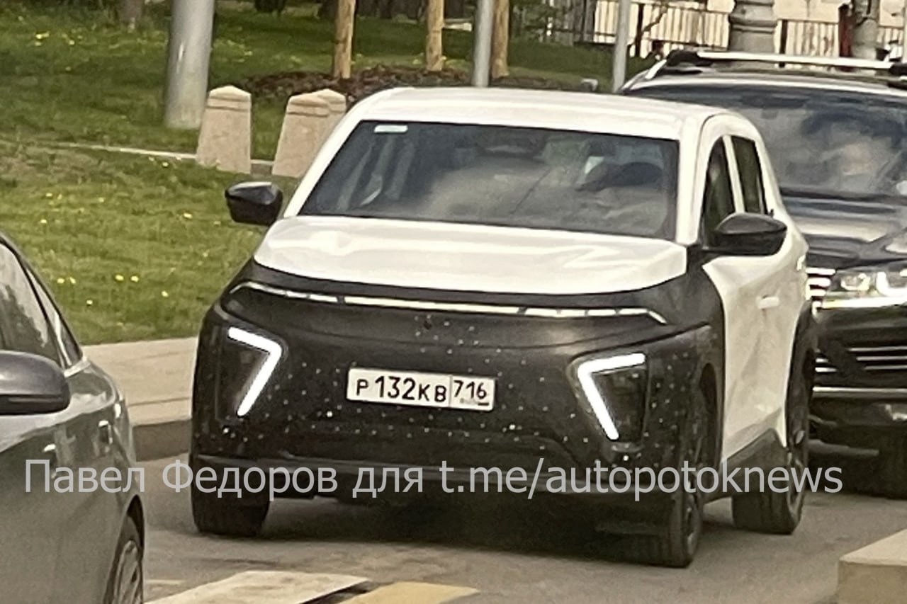 Замаскированный электромобиль «Атом» протестировали на дорогах Москвы