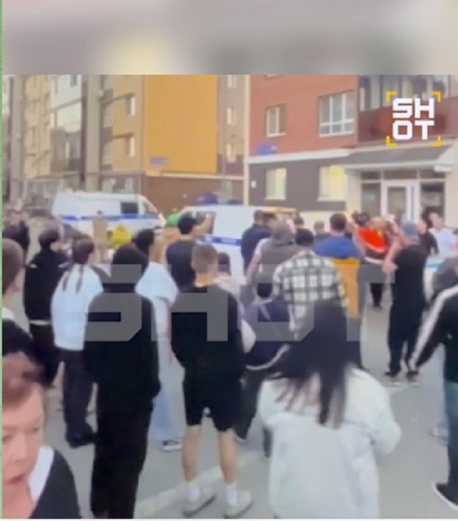 Зарезавшего в Казани жену и ранившего ребенка мужчину задержали