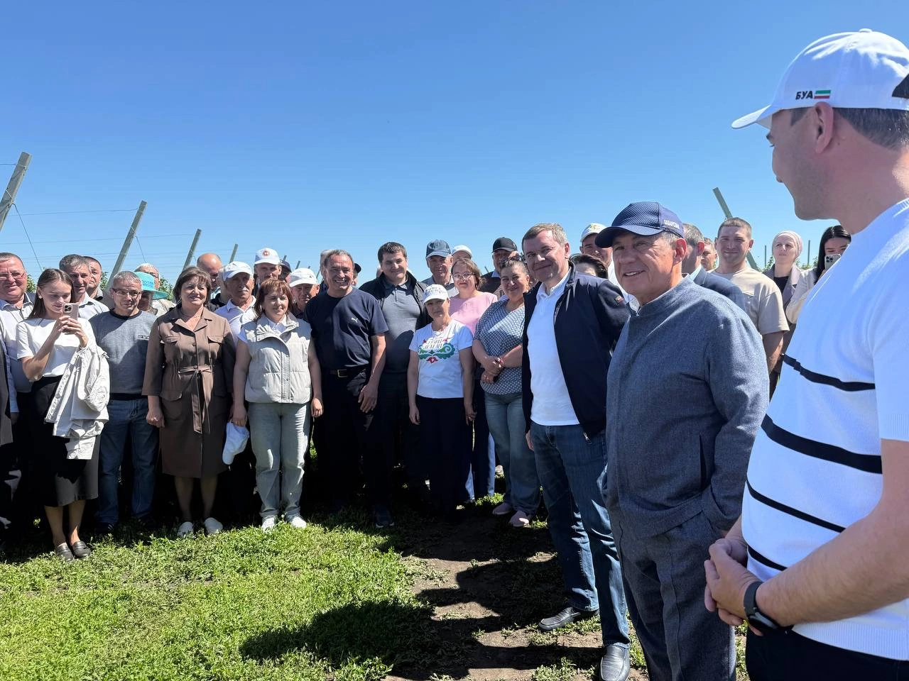 Фермеры попросили Минниханова часть субсидий направить на строительство парников