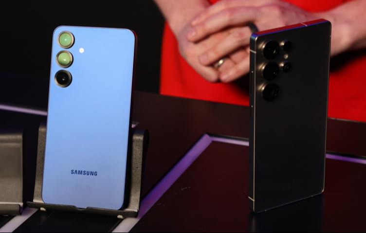 Samsung отказался от российских металлов для экранов смартфонов