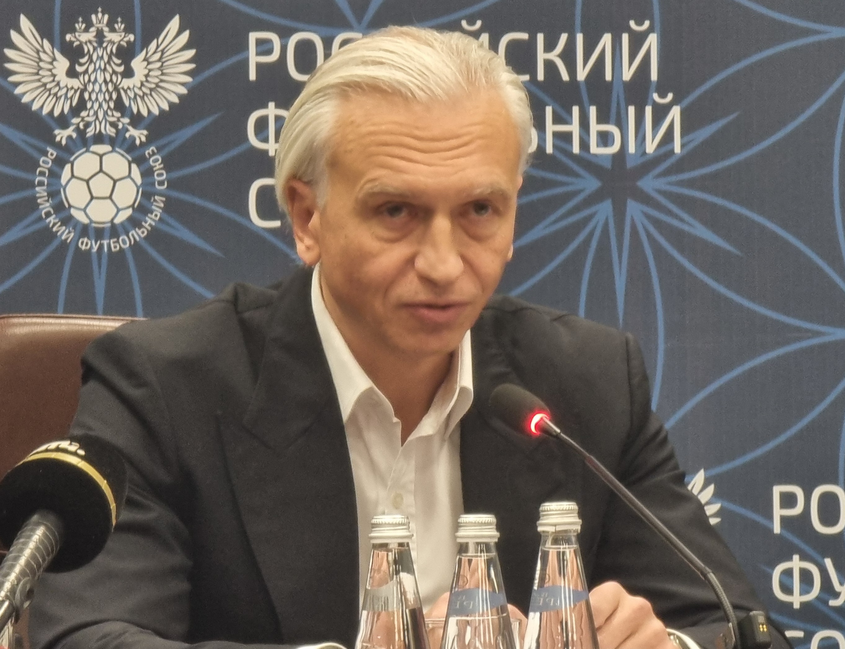 Дюков не против, если Карпин возглавит клуб РПЛ