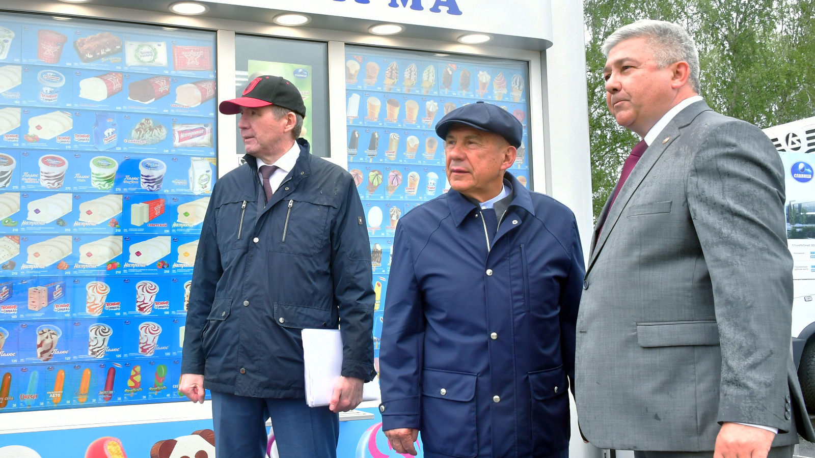Минниханов объявил о старте строительства фабрики мороженого