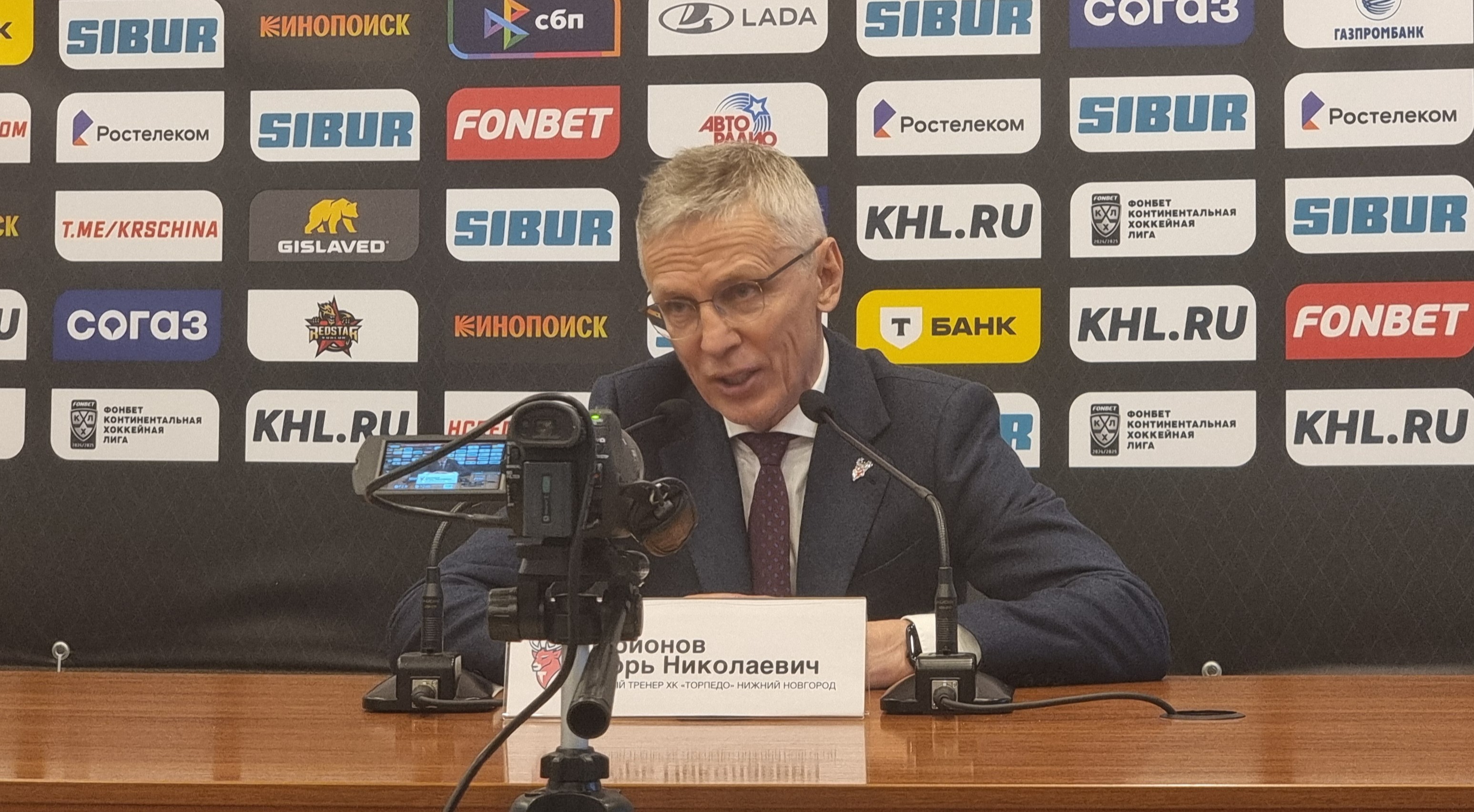 Ларионов признался, что планировал уехать тренировать клуб НХЛ