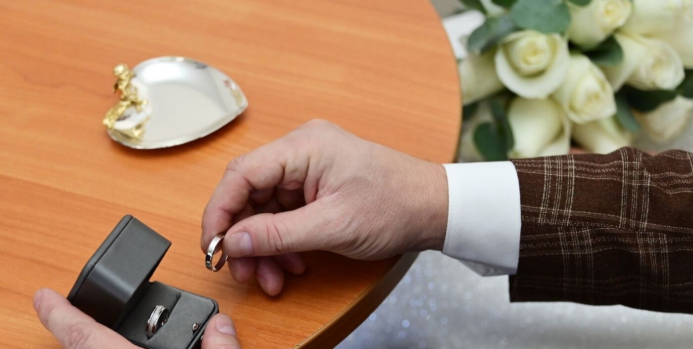 В Казани подсчитали, сколько денег тратят пары в романтических отношениях