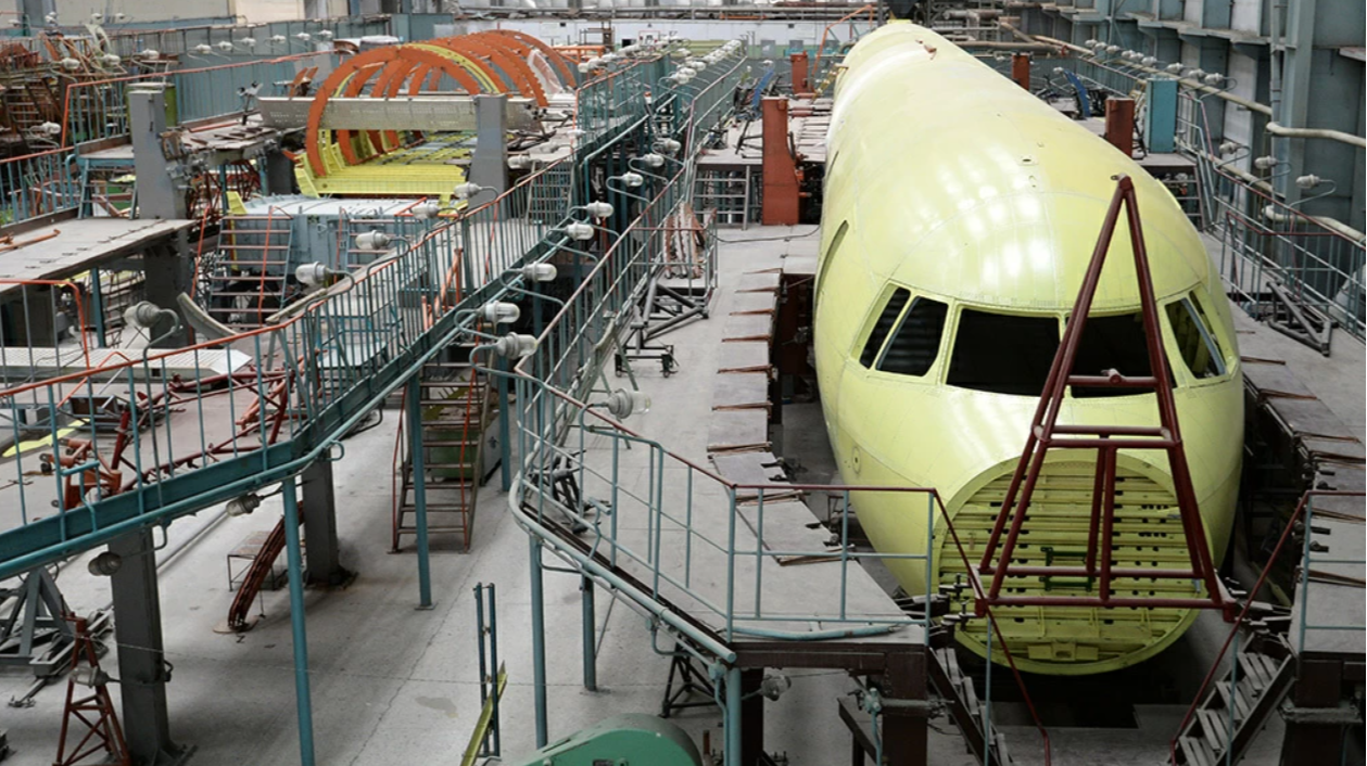 На модернизацию Ту-214 из бюджета выделят почти 400 млн рублей