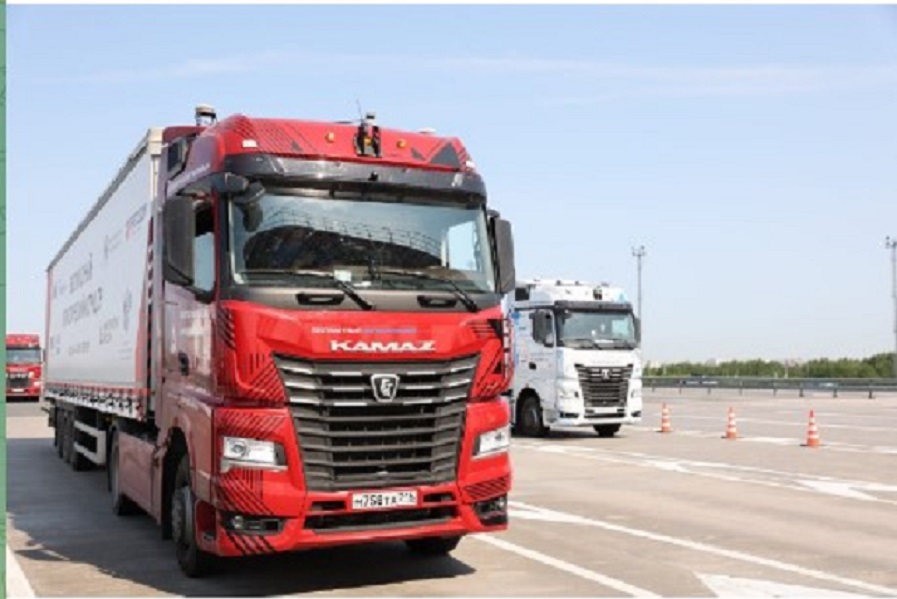 На форум в Петербург Сергей Когогин отправится на беспилотном грузовике КАМАЗ