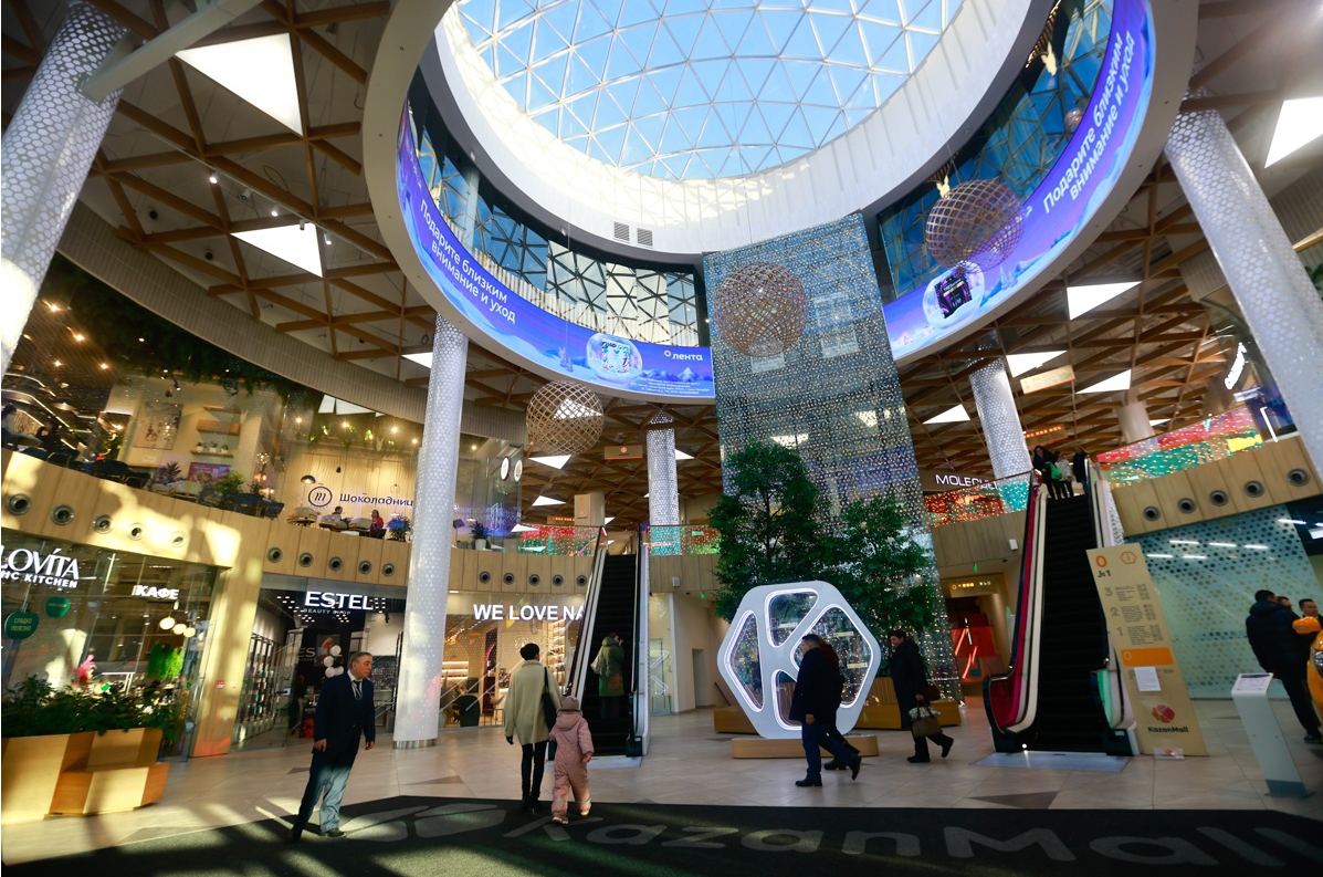 С брендов, возвращающихся в Россию, призвали брать компенсации убытков