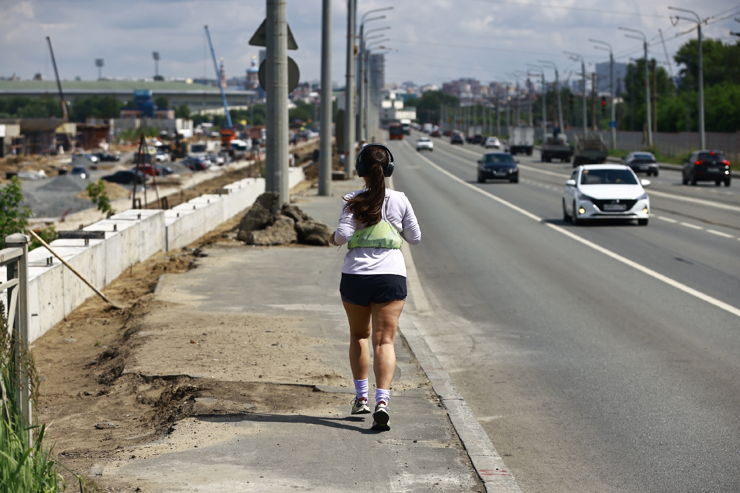Кировскую дамбу в Казани временно закроют для автомобилей и трамваев