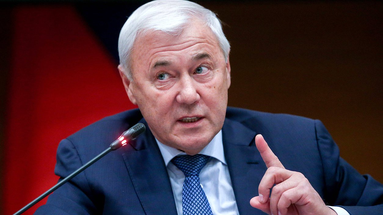 Депутат Аксаков допустил следующее снижение ключевой ставки в июле