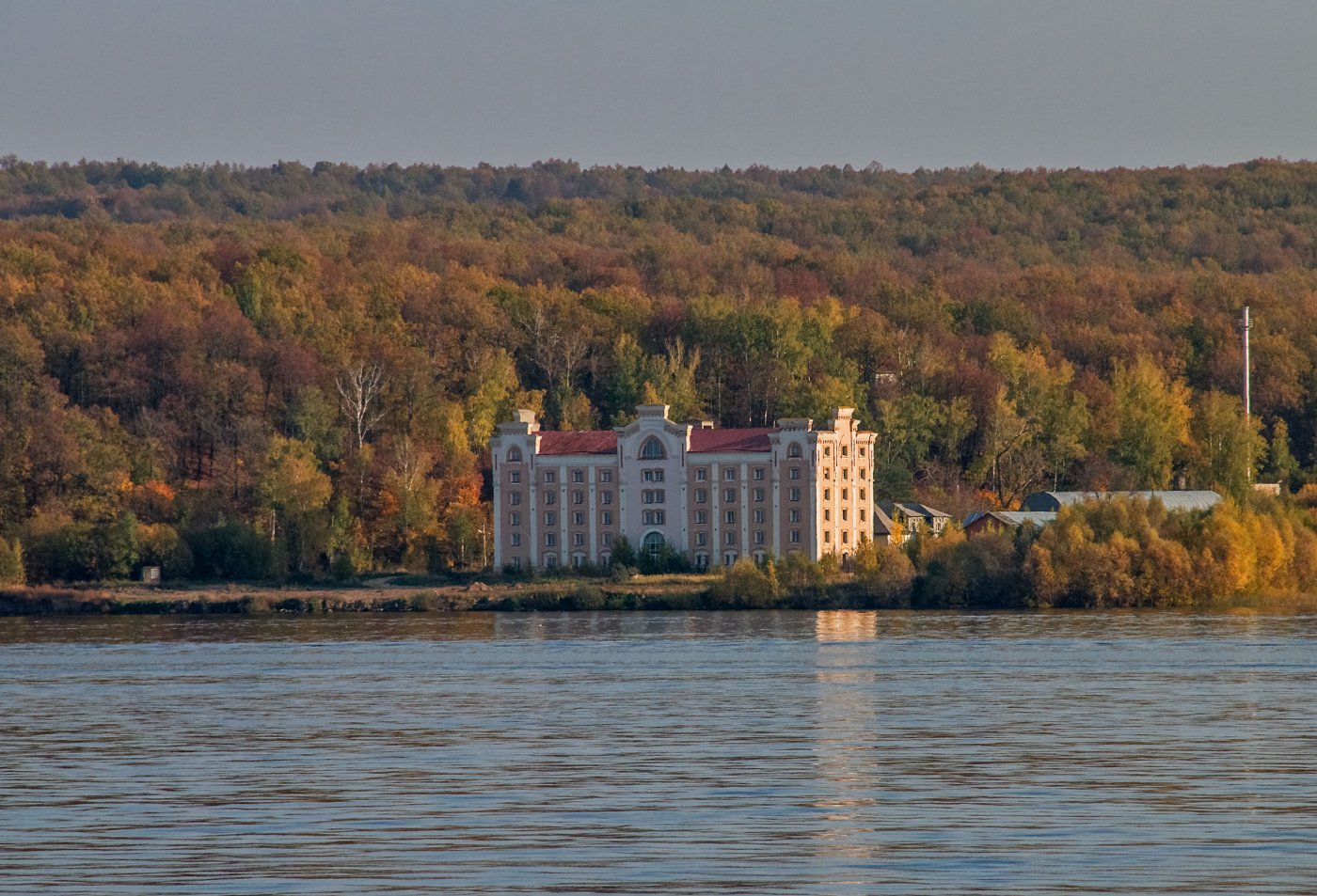 Бывшую кондитерскую фабрику имени Бабаева под Казанью продают за 300 млн рублей