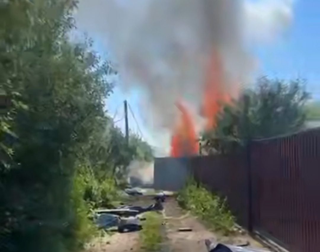 Власти Татарстана: «Летательный аппарат упал в СНТ из-за внештатной ситуации»