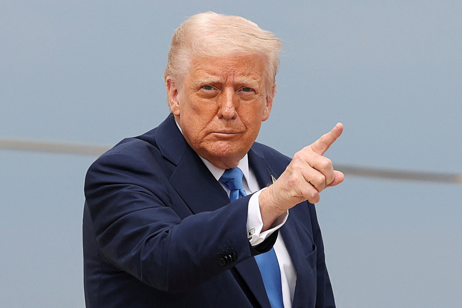 Трамп заявил о заключении соглашения на поставку оружия Украине