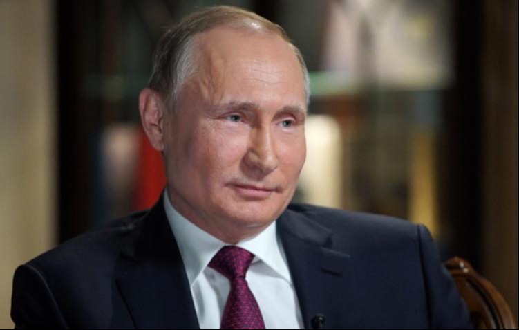 Путин назвал «хитрюгой» молодого человека, попросившего выдавать ипотеку авансом