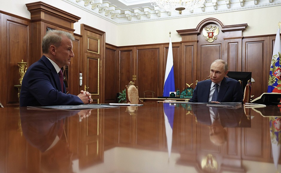 Греф заявил о проблемах с ипотекой в разговоре с Путиным