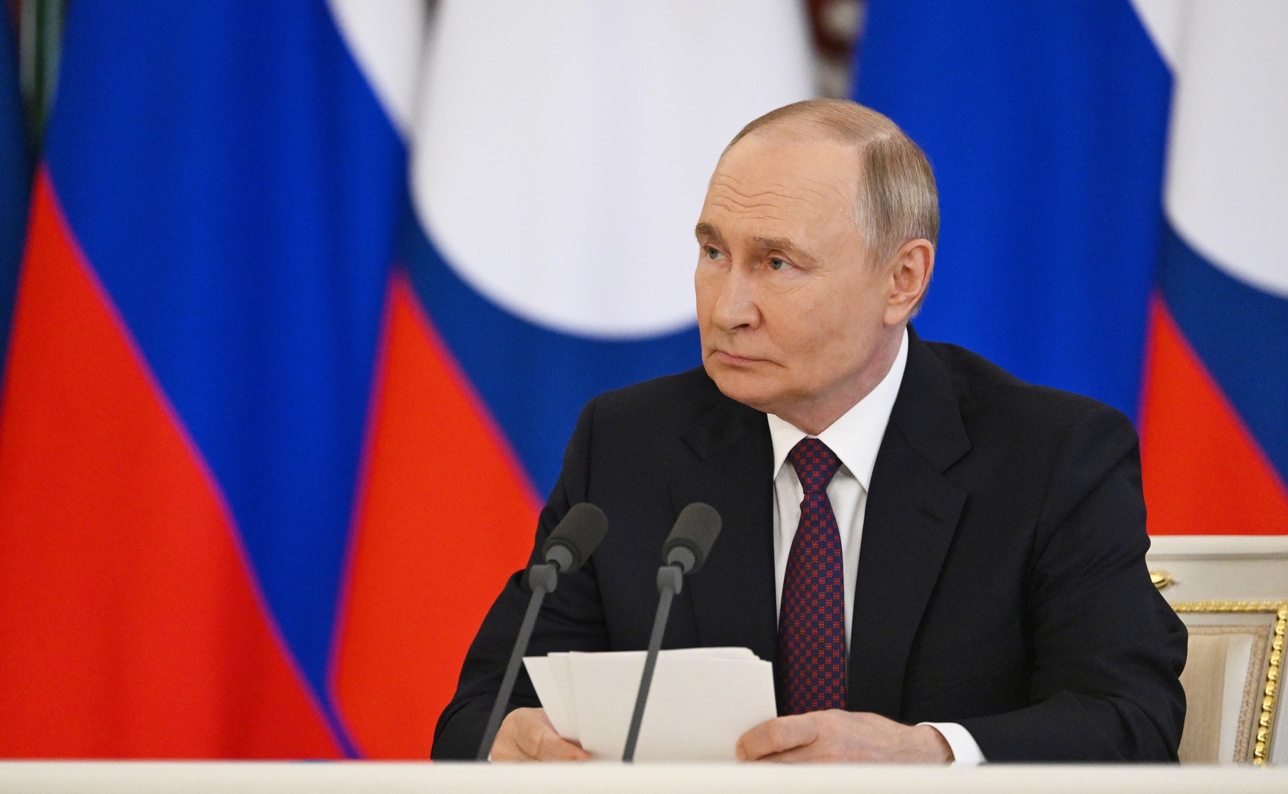 Путин запретил в России фильмы, дискредитирующие традиционные ценности
