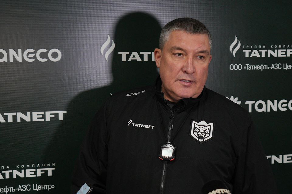 «Ак Барс» вышел из отпуска: поменяли капитана, а Валиуллин молчит