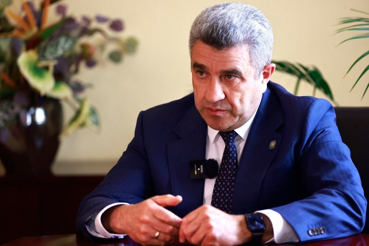 Глава Минобрнауки Татарстана: «С детьми учителям проще, чем с родителями»