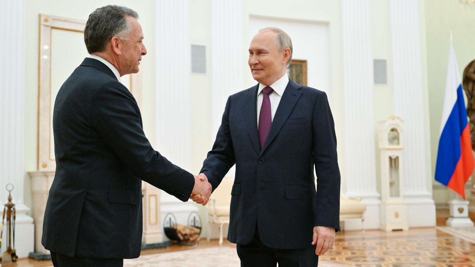 Ушаков назвал разговор Путина и Уиткоффа полезным и конструктивным