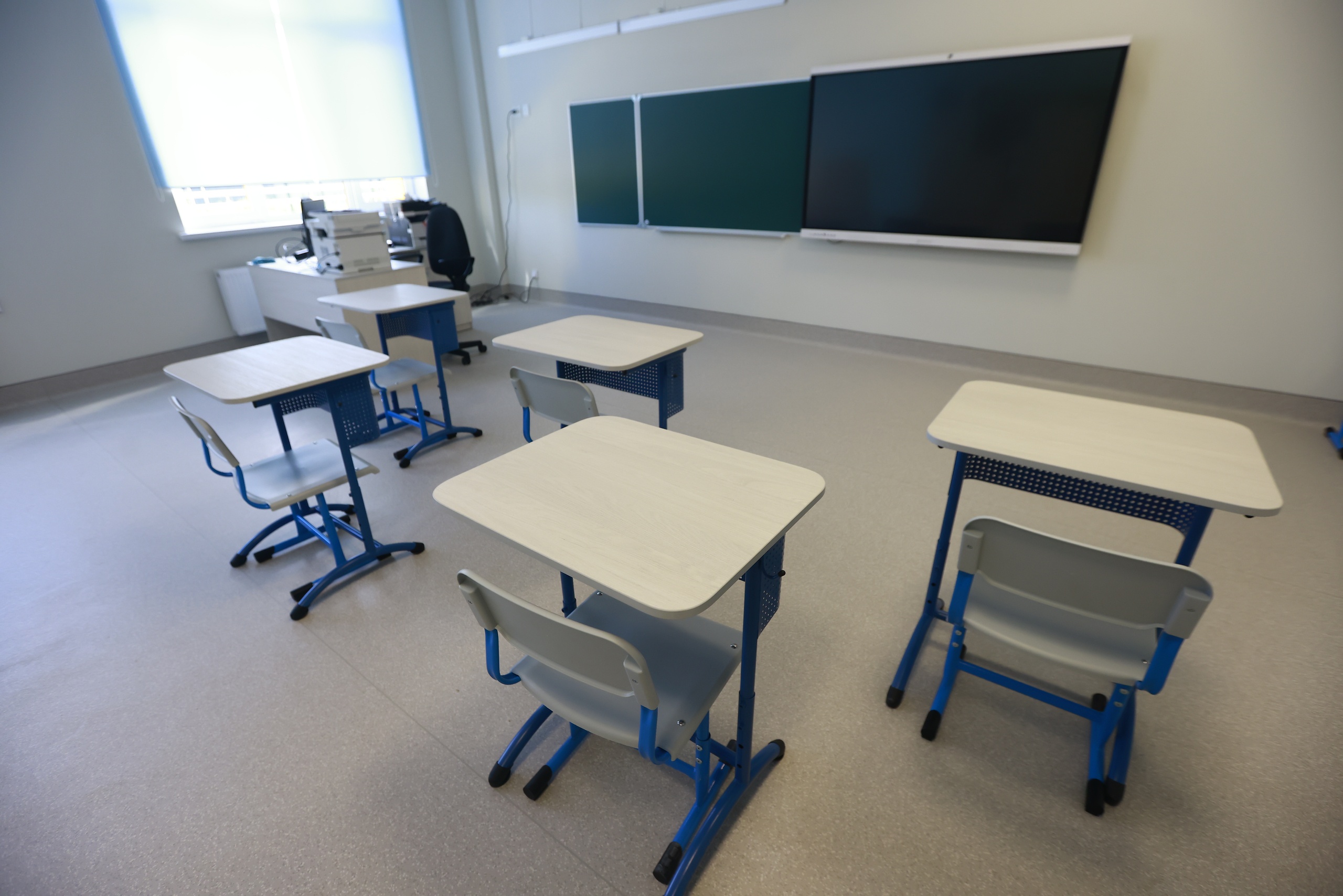 Учителя должны будут искать будущих преступников среди детей мигрантов